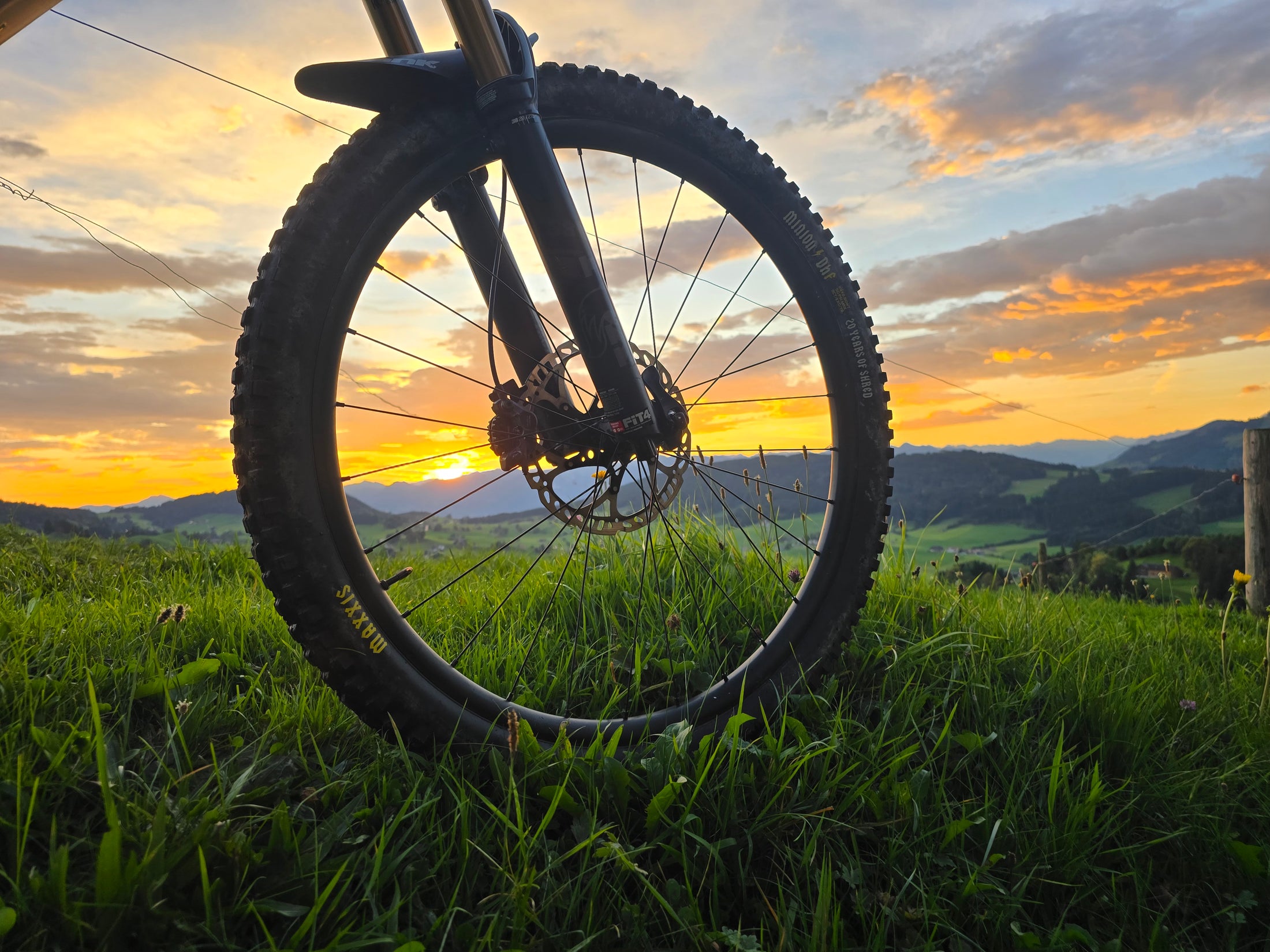Sonnenaufgangs-Ride – E-MTB Tour Gais – Leimensteig – Wissegg – Gäbris