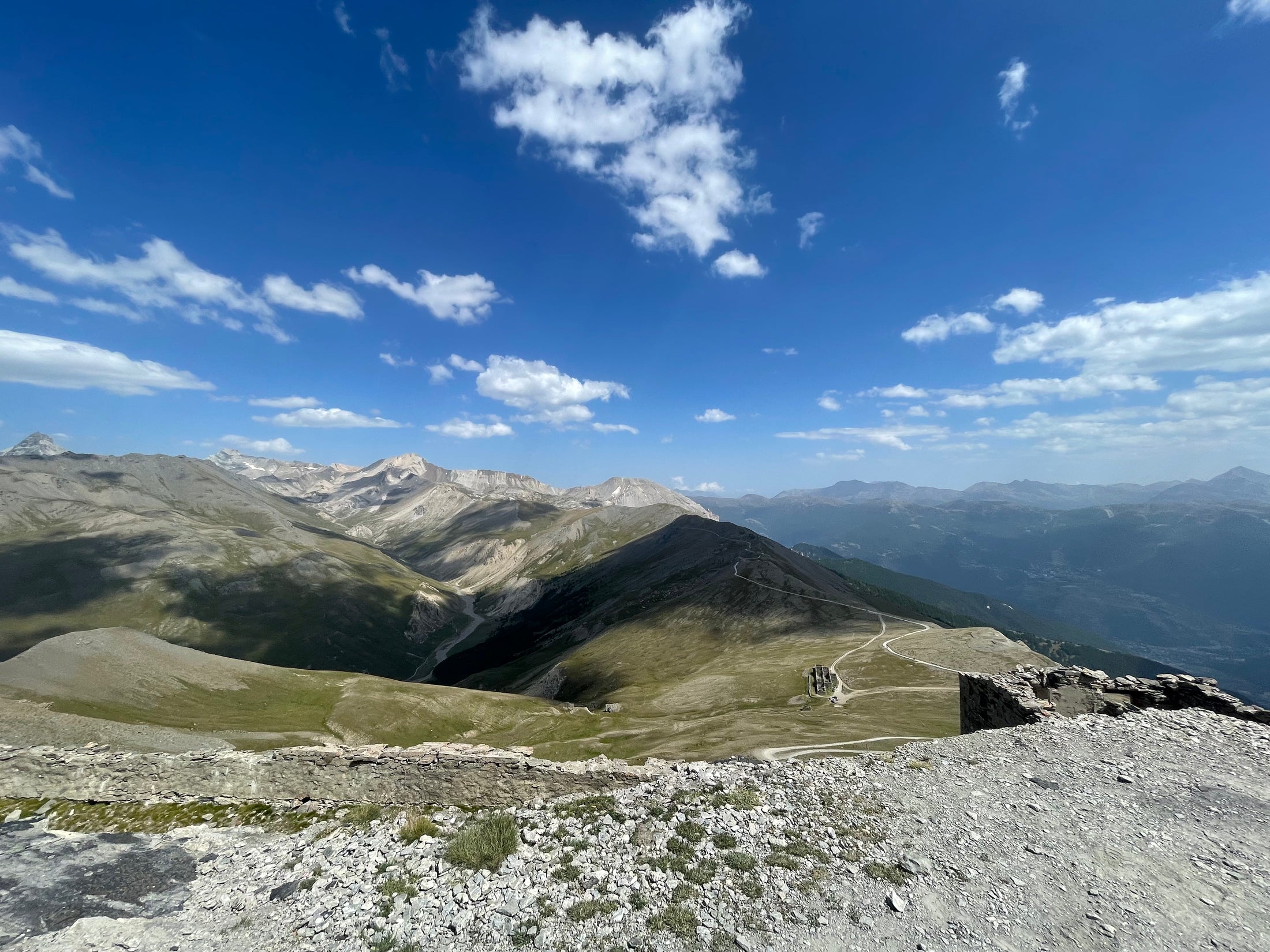 5-Tage Westalpen Adventure – Von der Schweiz zum Sommeiller & zurück (Biwak & Offroad)