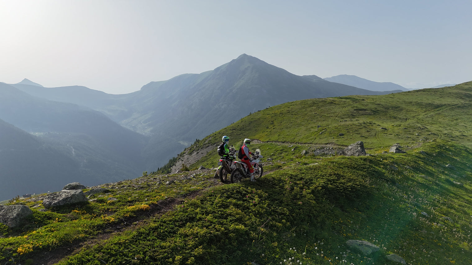 Eine Entdeckungsreise durch den Kosovo – Wie wir den perfekten Ort für unsere ersten Touren gefunden haben - WildRide Adventure