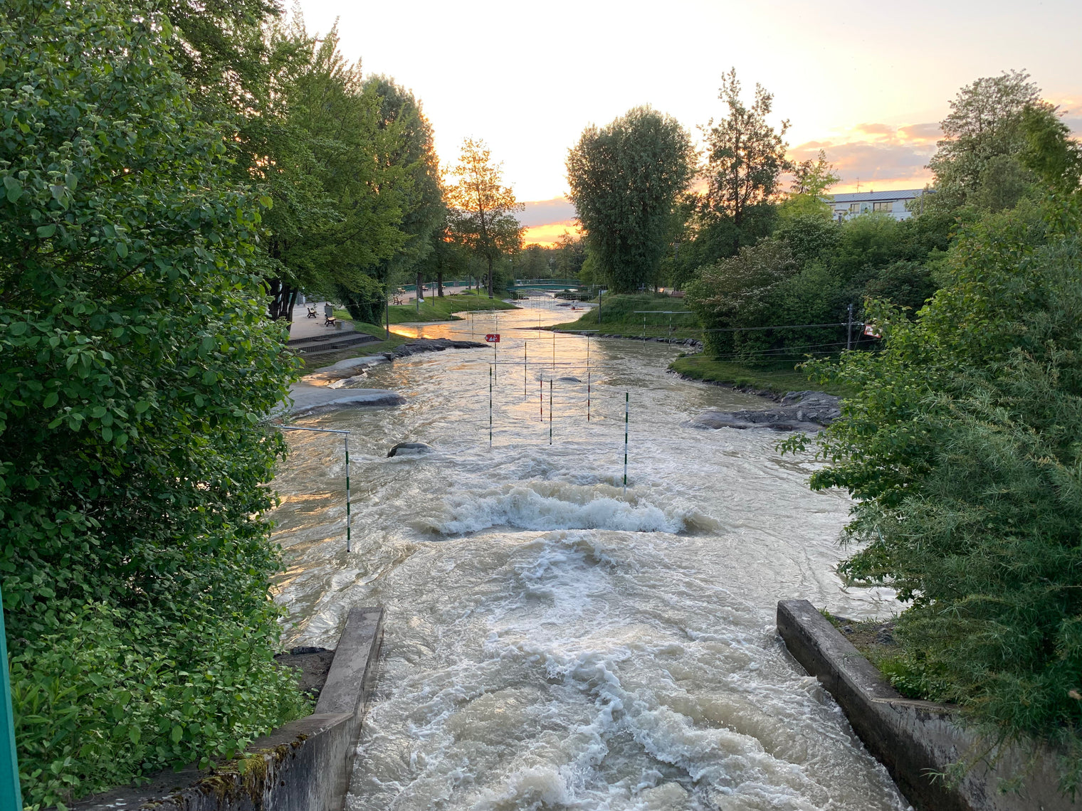 Mindset Navigator – Warum ein Wildwasserkanal der perfekte Ort für mentale Stärke ist - WildRide Adventure